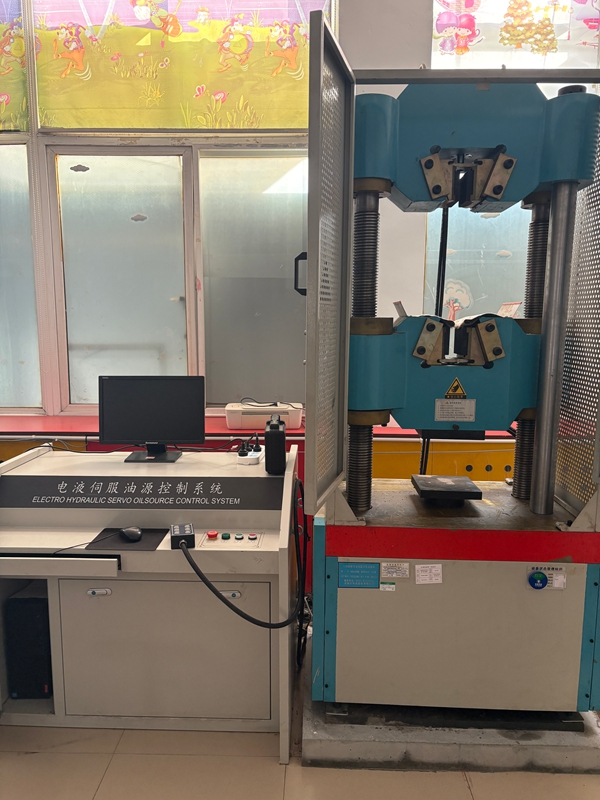 1000kn電液伺服萬(wàn)能試驗(yàn)機(jī)